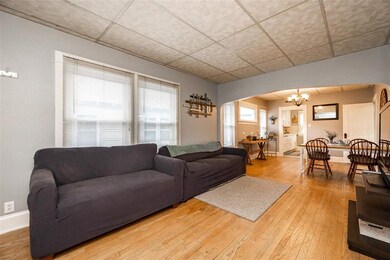 1126 E Ave NW, Cedar Rapids, IA 52405 - photo 3