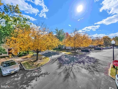 93 Gregory Ln, Franklin Park, NJ 08823 - photo 3