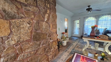 10730 McCreight St, Bastrop, LA 71220 - photo 6