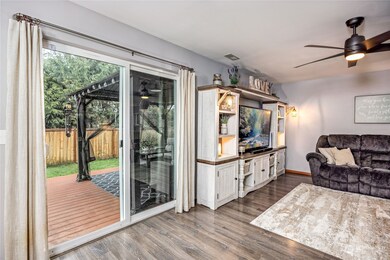 2512 SW Siskin Cir, Port Orchard, WA 98367 - photo 7