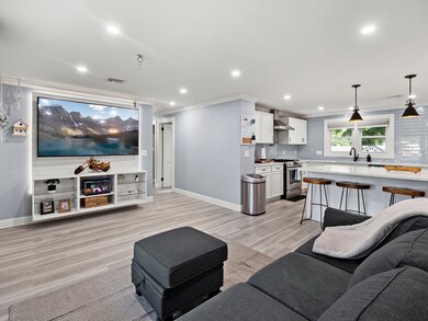 154 N Main St, Bellingham, MA 02019 - photo 3