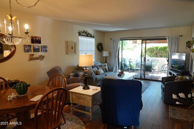 503 S Palo Verde Way unit 8, Mesa, AZ 85208 - photo 3