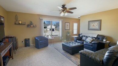 1505 Evergreen Dr, Janesville, WI 53546 - photo 5