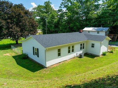 284 Possum Trot Rd, Burnsville, NC 28714 - photo 4