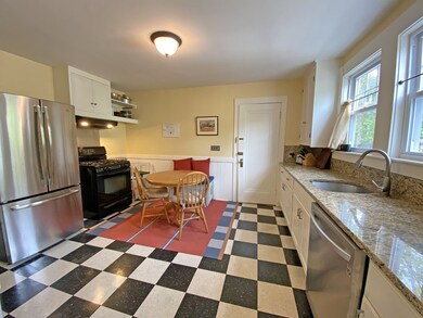 331 Lowell Ave unit 1, Newtonville, MA 02460 - photo 5