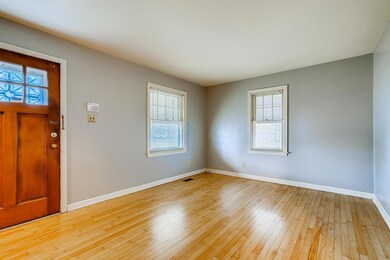 624 BUTLER AVE Columbus OH-large-007-008