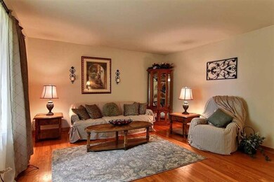 147 Carnation St, Dyer, IN 46311 - photo 6