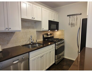 Hawthorne Place Condominium unit 9D, Boston, MA 02114 - photo 2