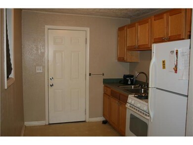 835 Ferley St, Lansing, MI 48911 - photo 5