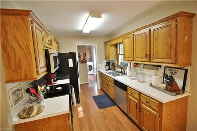 747 Mountain View Church Rd, Asheboro, NC 27205 - photo 3