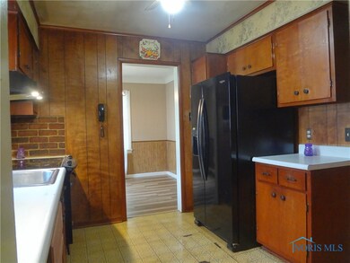 827 Turner Ave, Toledo, OH 43607 - photo 4