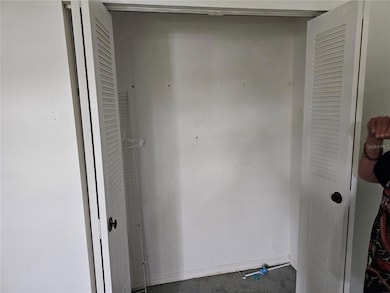 569 Hunter Cir, Kissimmee, FL 34758 - photo 4