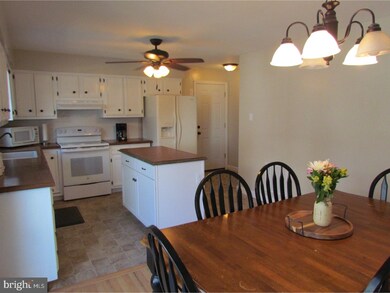 330 S 10th St, Quakertown, PA 18951 - photo 7