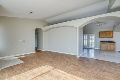 4478 E Mustang Dr, Eloy, AZ 85131 - photo 5