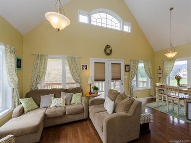 266 Dogwood Cir, Burnsville, NC 28714 - photo 3