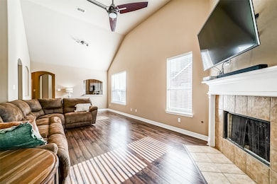 1465 Barras St, Alvin, TX 77511 - photo 7