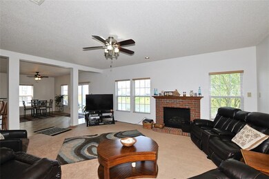 3160 Hemlock St, Whiteland, IN 46184 - photo 5