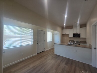 241 S 2nd Ave unit C, Upland, CA 91786 - photo 2