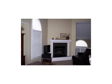 7637 Constance St, Shawnee, KS 66216 - photo 6