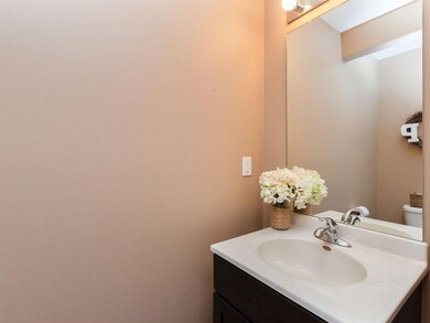 3221 Breyer St SW unit B, Cedar Rapids, IA 52404 - photo 7