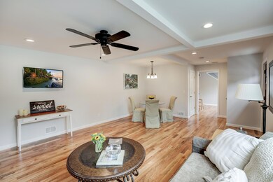 005_Living & Dining Room