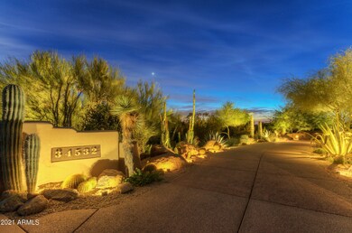 Front driveway entrance