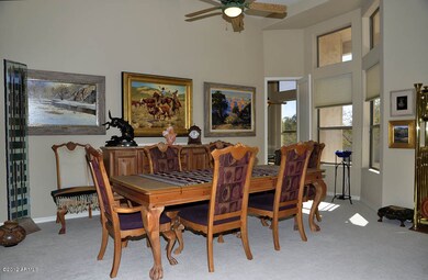 FORMAL DINING