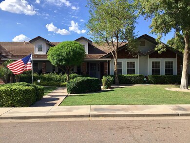 FRONT OF HOUSE 3