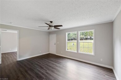 2147 Woodfield Dr, Sophia, NC 27350 - photo 6