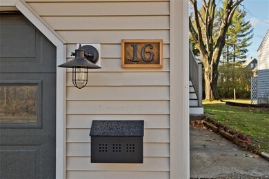 14 Pershing St, Portland, ME 04103 - photo 2