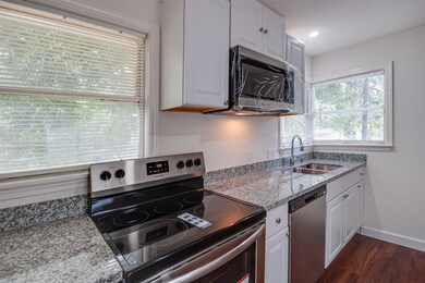 2206 Avenue M unit B, Rosenberg, TX 77471 - photo 7