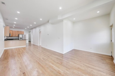 1940 N Ridgeway Ave unit 2, Chicago, IL 60647 - photo 5