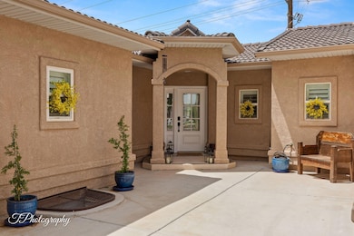23-web-or-mls-1983 N Centennial Circle-3