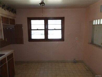 827 16th St, Niagara Falls, NY 14301 - photo 5