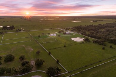 25.72 fenced acres!