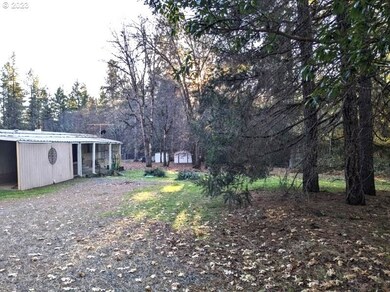 269 Opal Ln, Grants Pass, OR 97526 - photo 2