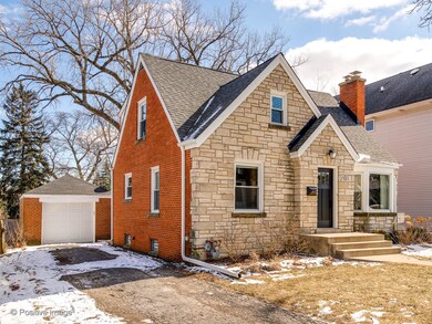 261 N Berteau Ave, Elmhurst, IL 60126 - photo 5