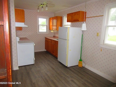 113 E 4th Ave, Johnstown, NY 12095 - photo 2