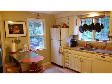 69 Joy Dr unit F7, South Burlington, VT 05403 - photo 3