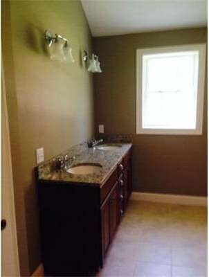 58 Hemlock Dr, Ayer, MA 01432 - photo 6