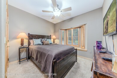 205 Racquet Ct Unit 10 B-19