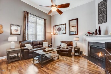 9-web-or-mls-Sablewood Drive-009