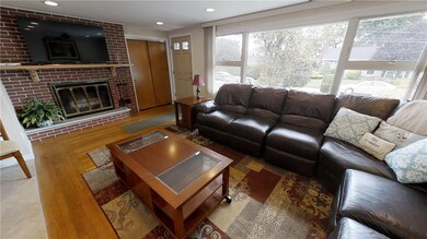 174 Glen Hills Dr, Cranston, RI 02920 - photo 6
