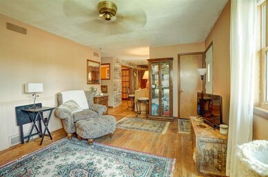 839 Janesville St, Oregon, WI 53575 - photo 3