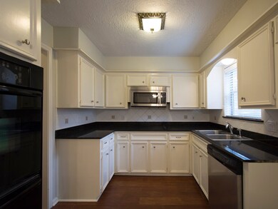 5627 Long Creek Ln, Houston, TX 77088 - photo 3