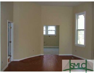 824 E Duffy St, Savannah, GA 31401 - photo 4