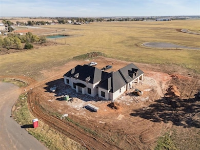 2439 Friend Cir, Chickasha, OK 73018 - photo 7