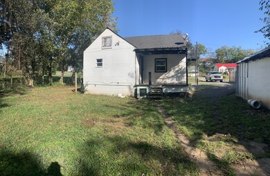 107 Wheeler St, Shelbyville, TN 37160 - photo 3