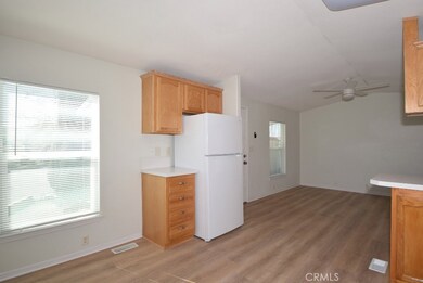 55524 Yucca Trail unit 80, Yucca Valley, CA 92284 - photo 7