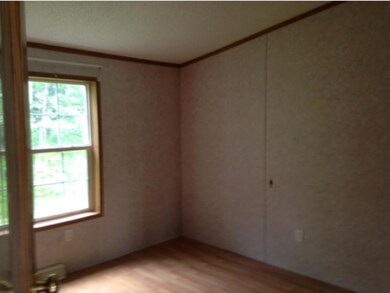 33 Rudd Farm Dr, Barre, VT 05641 - photo 2